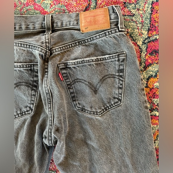 Levi's | Women’s grey Premium 501 button-fly straight leg jeans, size 24x30 - Picture 4 of 14